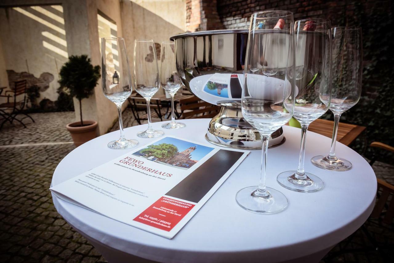 Ferienwohnung Gruenderhaus Brandenburg  Екстер'єр фото