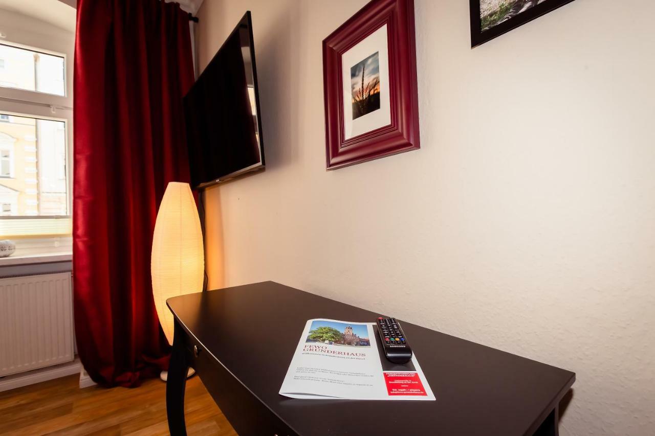 Ferienwohnung Gruenderhaus Brandenburg  Екстер'єр фото