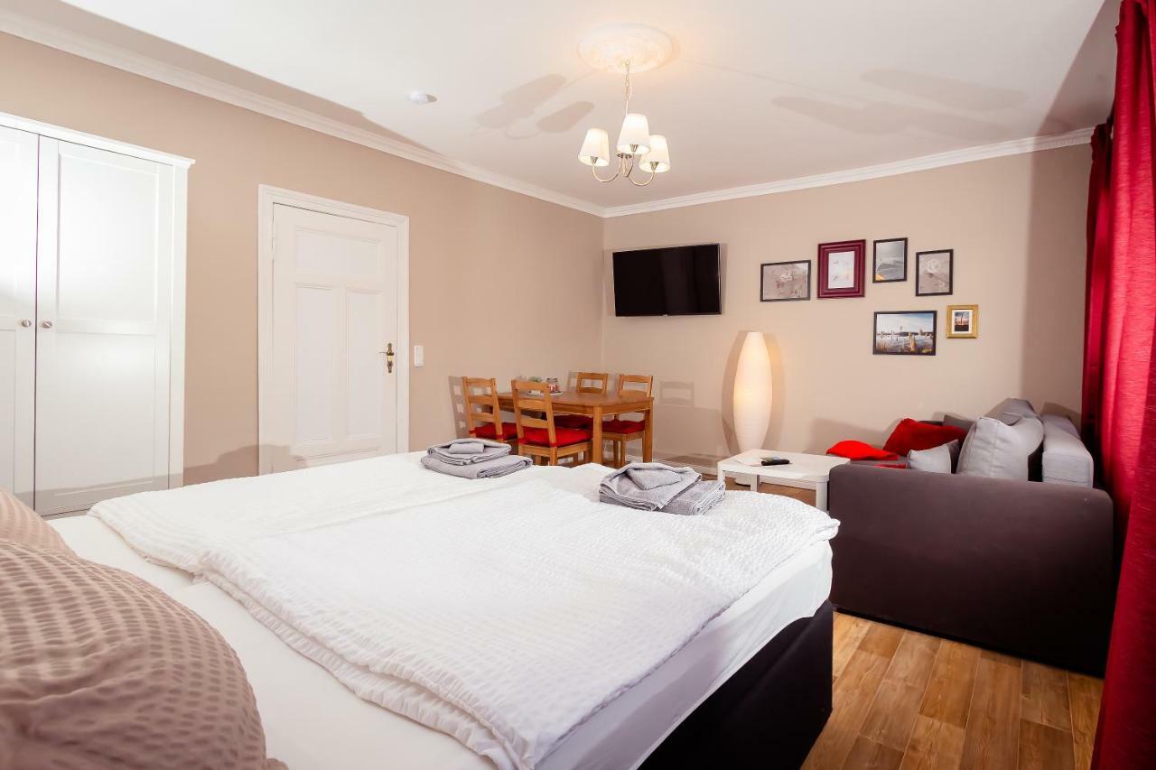 Ferienwohnung Gruenderhaus Brandenburg  Екстер'єр фото